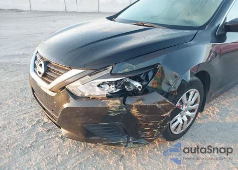 2017 Nissan Altima 2.5 S z USA, uszkodzony, nr VIN 1N4AL3AP2HC198458